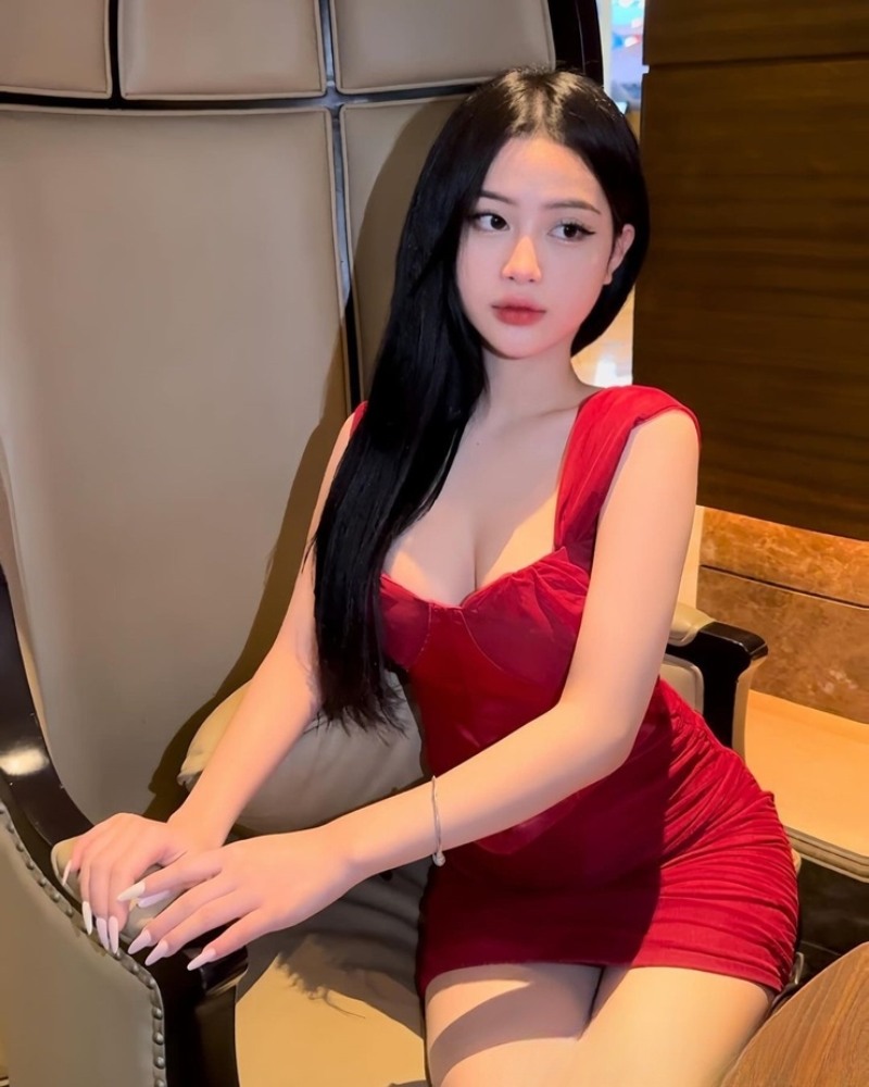 gái xinh 2k9